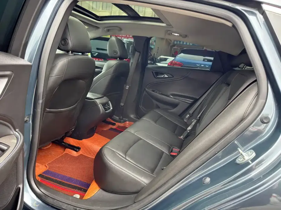 Chevrolet Malibu XL