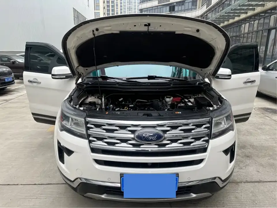 Ford Explorer (Import)