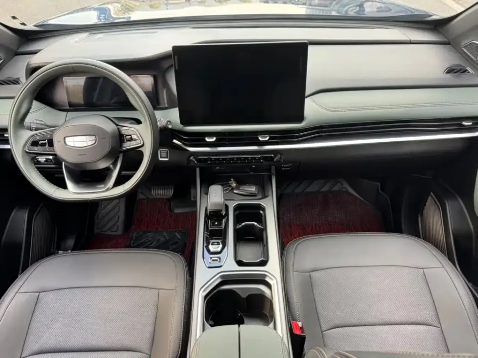 Geely Haoyue L