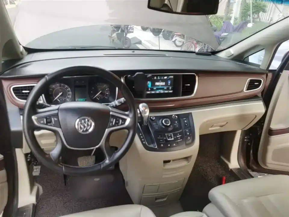 Buick GL8