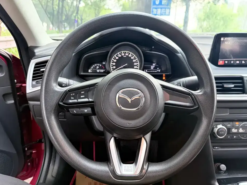 Mazda 3 Axela