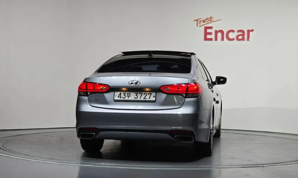 Hyundai Aslan