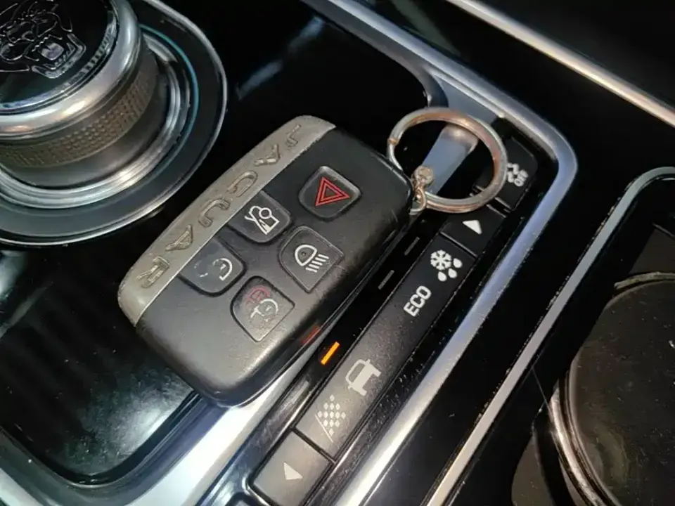 Jaguar XEL