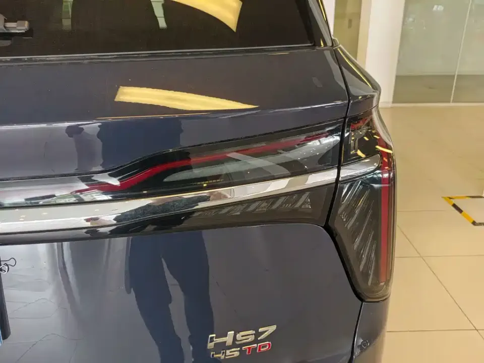 Hongqi Hongqi HS7