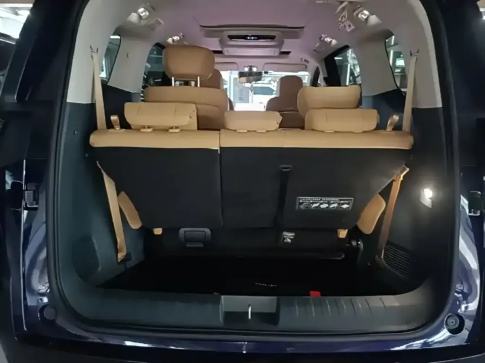 GAC Trumpchi E8 PHEV