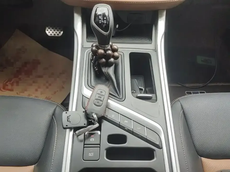 Geely Vision X6