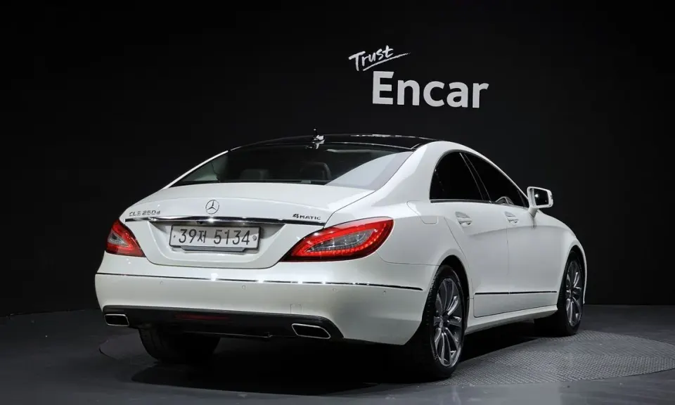Mercedes-Benz CLS-Class