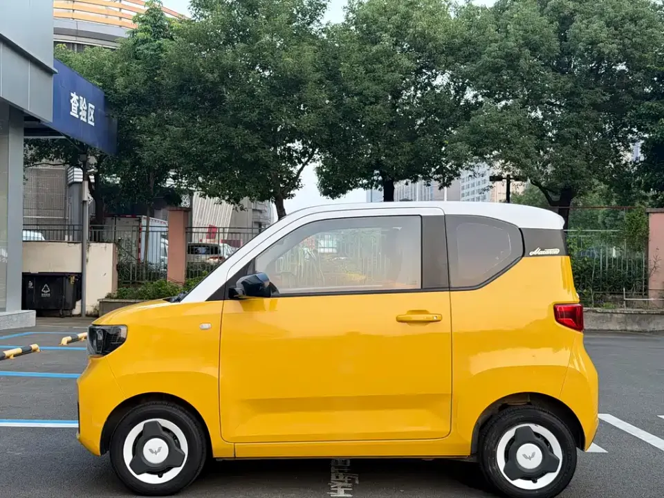 Wuling MINIEV