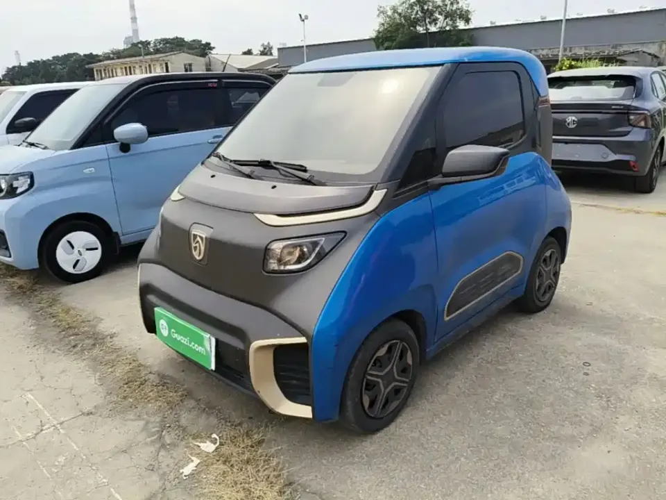 Baojun E200