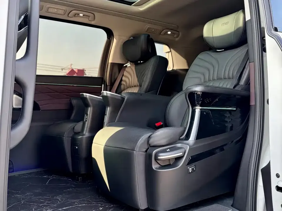 GAC Trumpchi M8