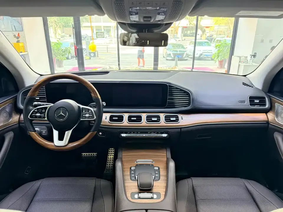 Mercedes-Benz GLS