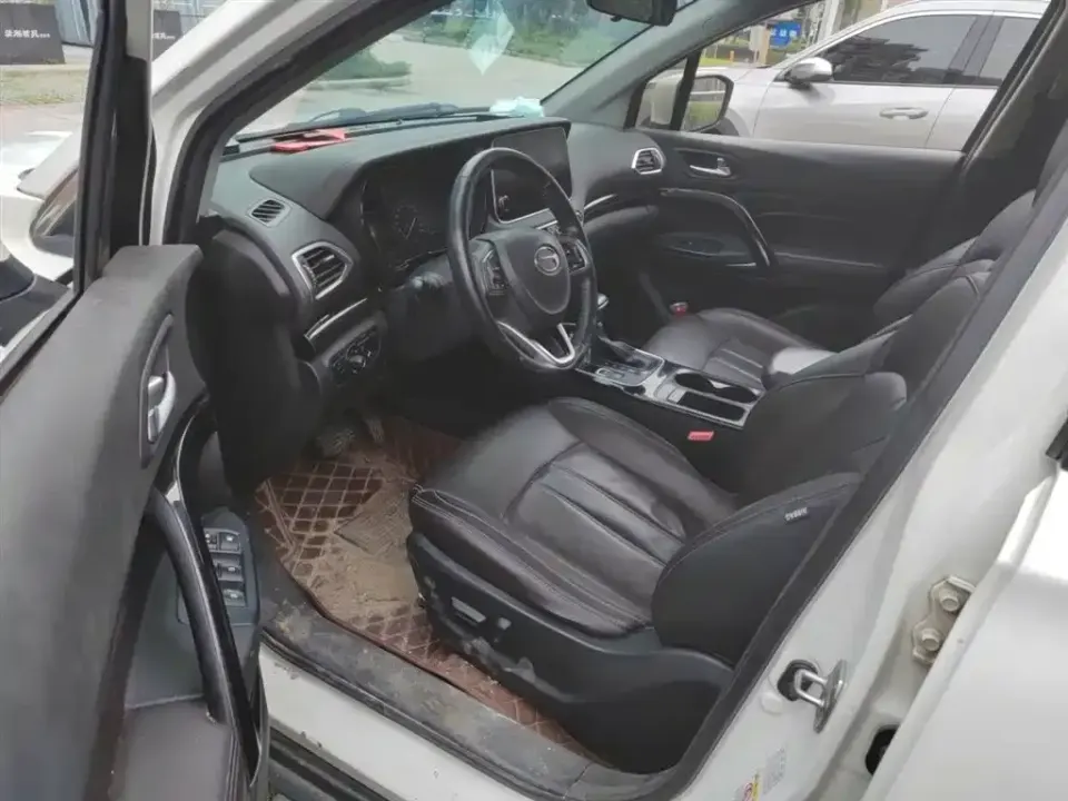 GAC Trumpchi GS4
