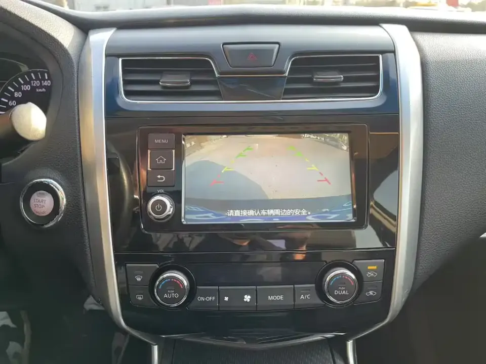 Nissan Teana