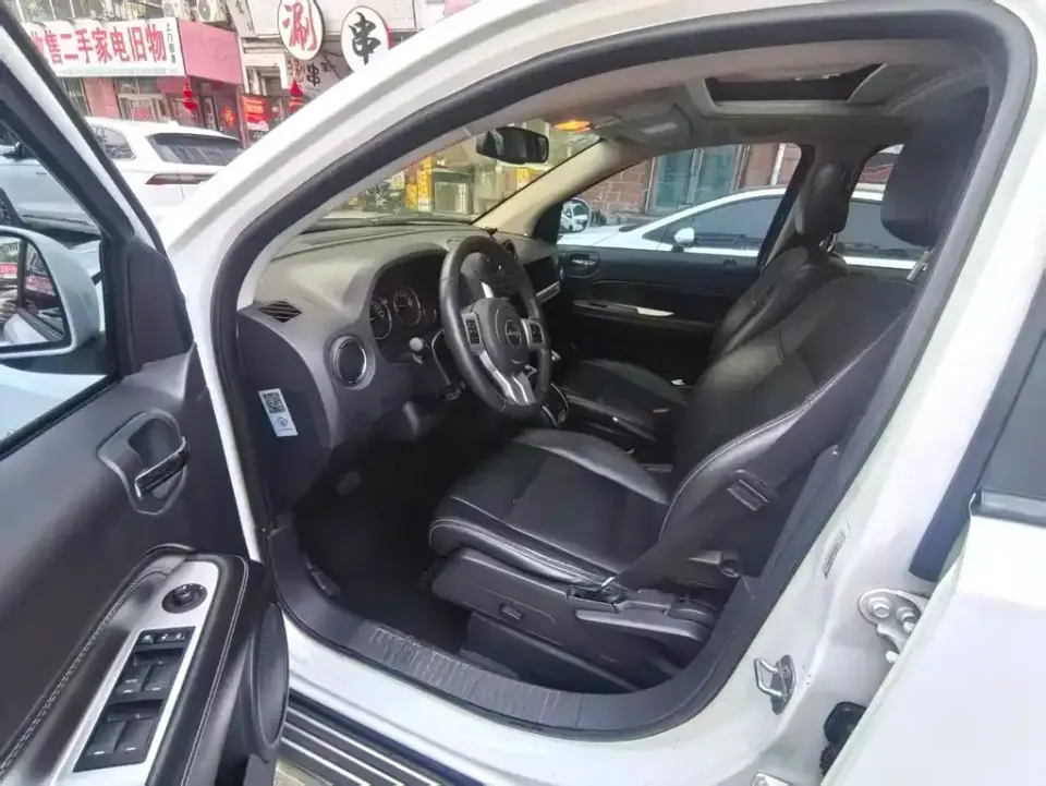 Jeep Compass (Import)
