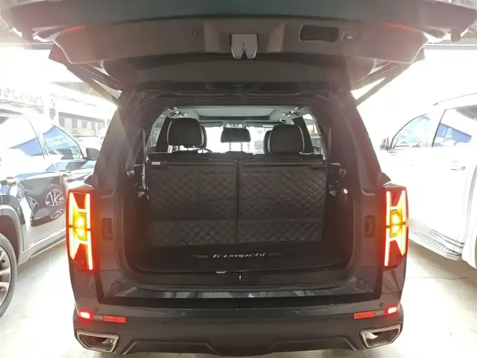 GAC Trumpchi GS8