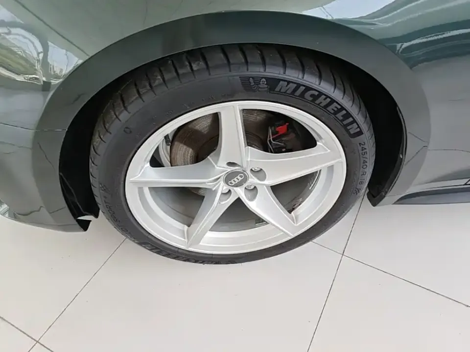 Audi A5 (Import)