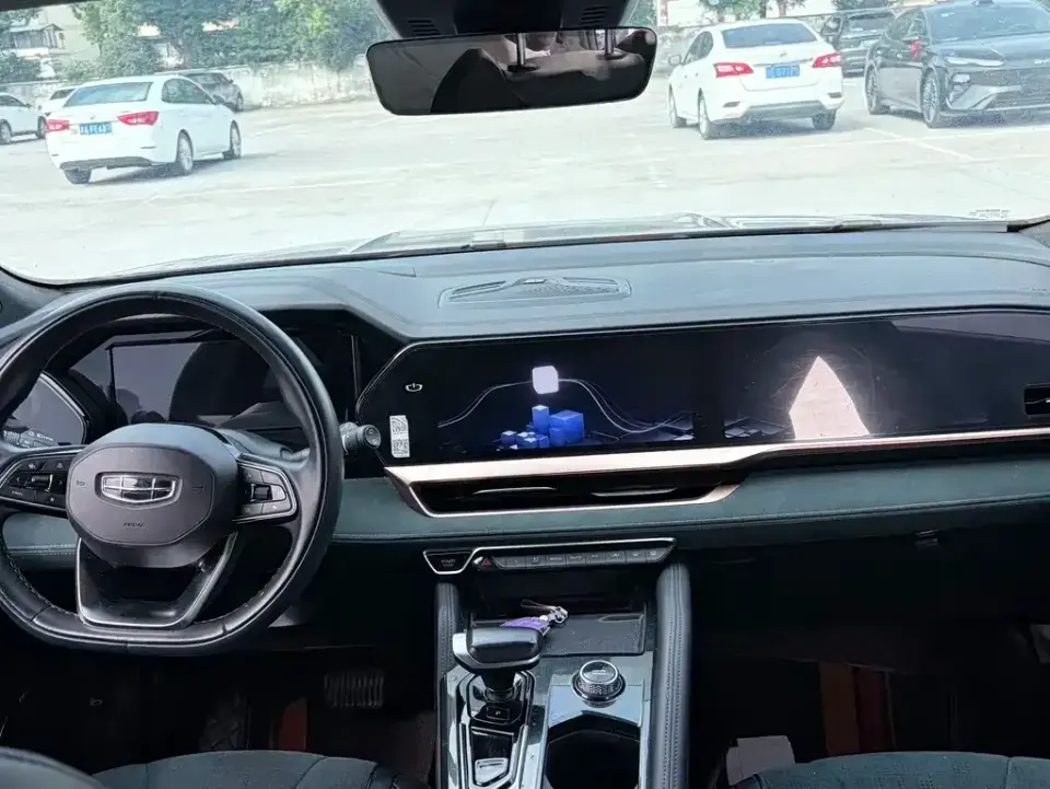 Geely Xingyue L