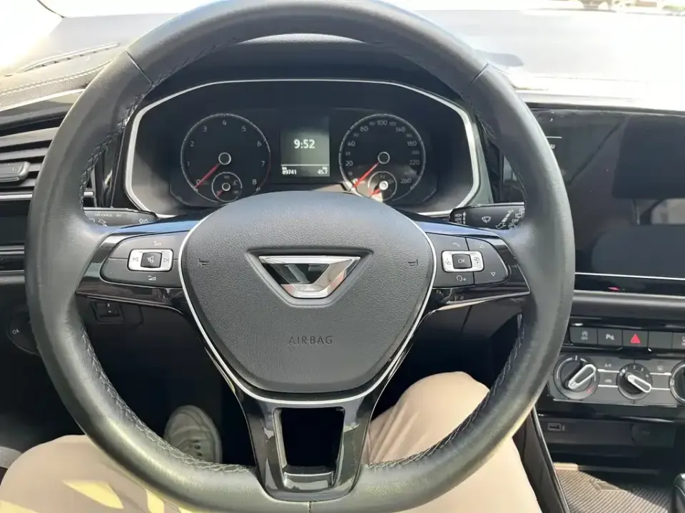 Jetta VS7