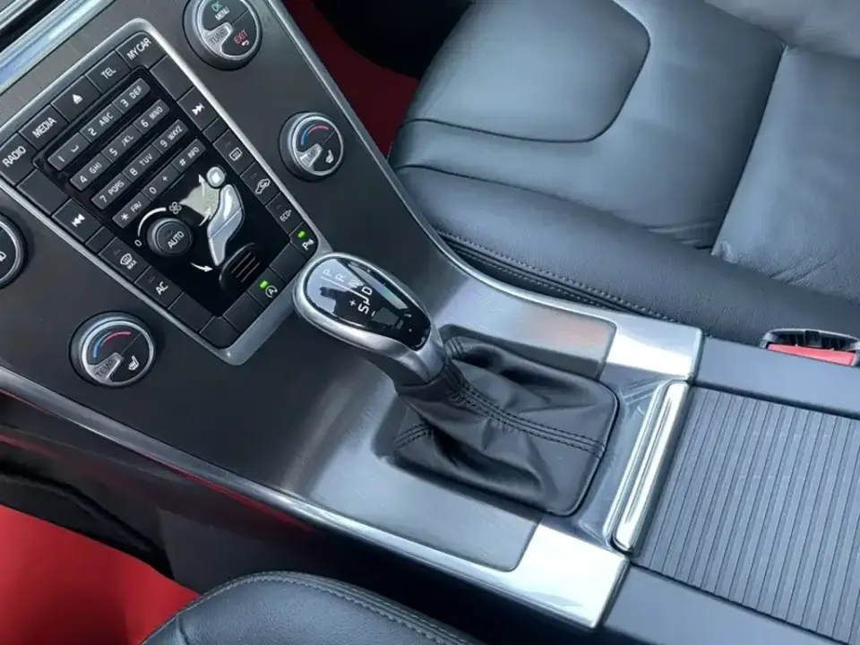 Volvo XC60 (Import)