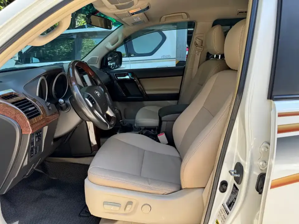 Toyota Prado (Import)