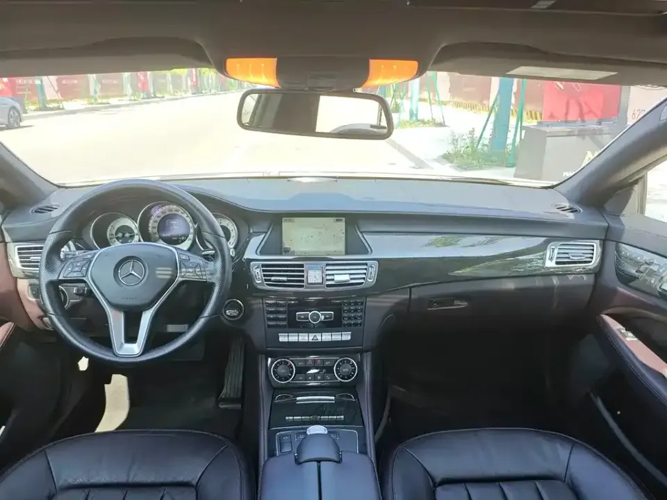 Mercedes-Benz CLS