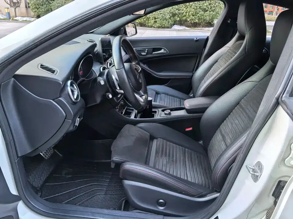 Mercedes-Benz CLA (Import)