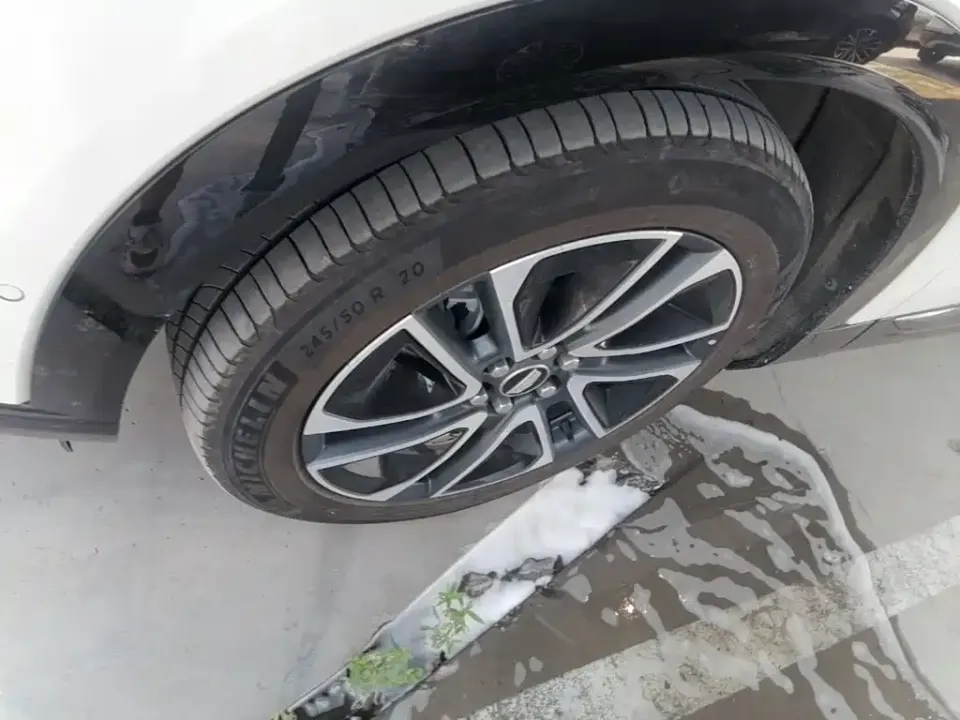 Cadillac IQ