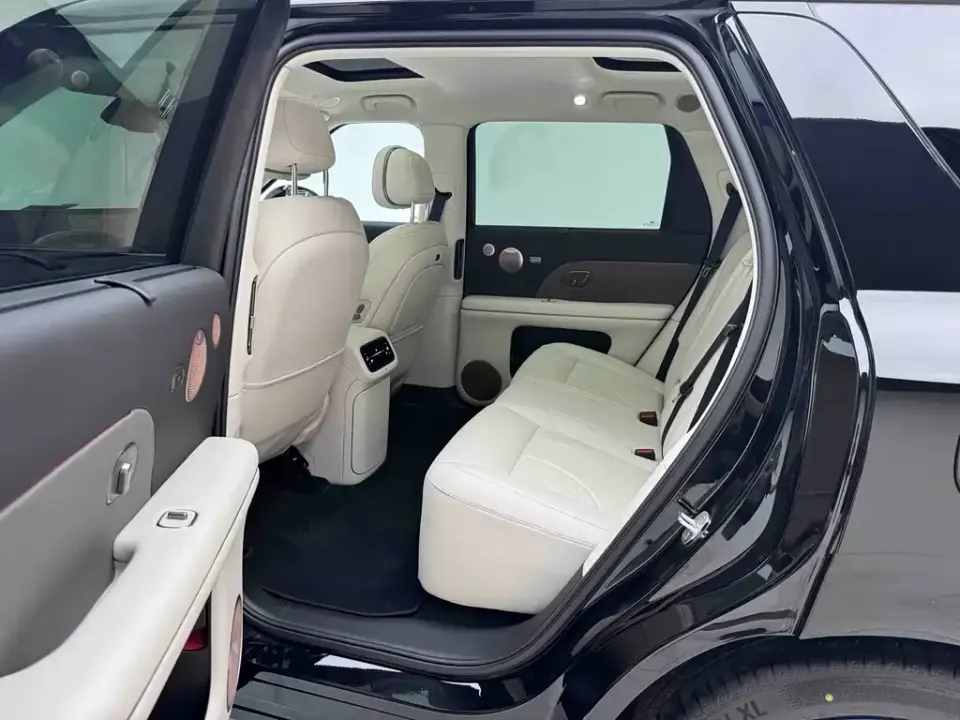 IM Motors IM LS8