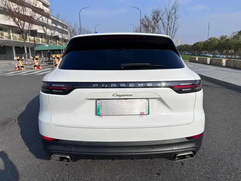 Porsche Cayenne Hybrid