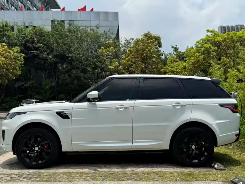 Land Rover Sport