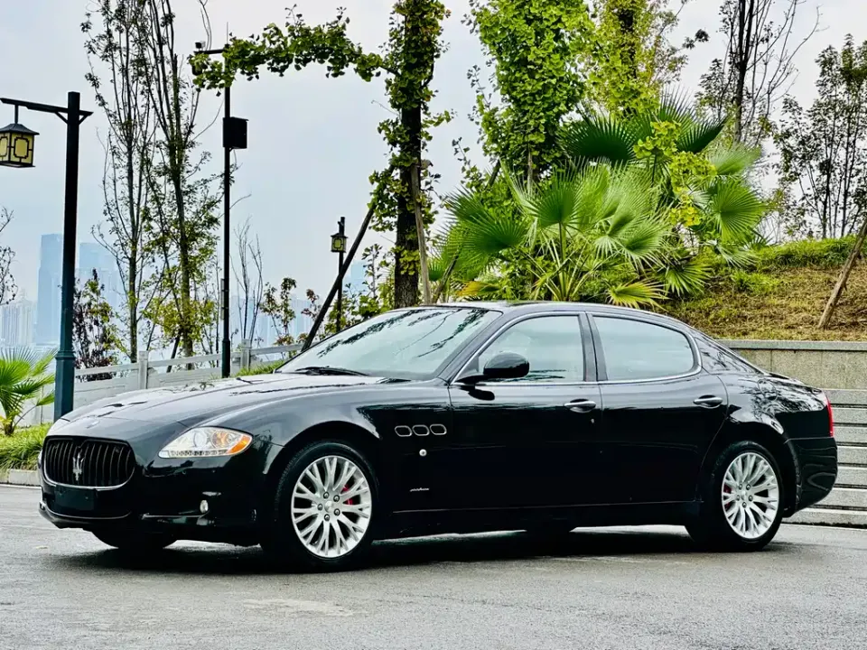 Maserati Quattroporte