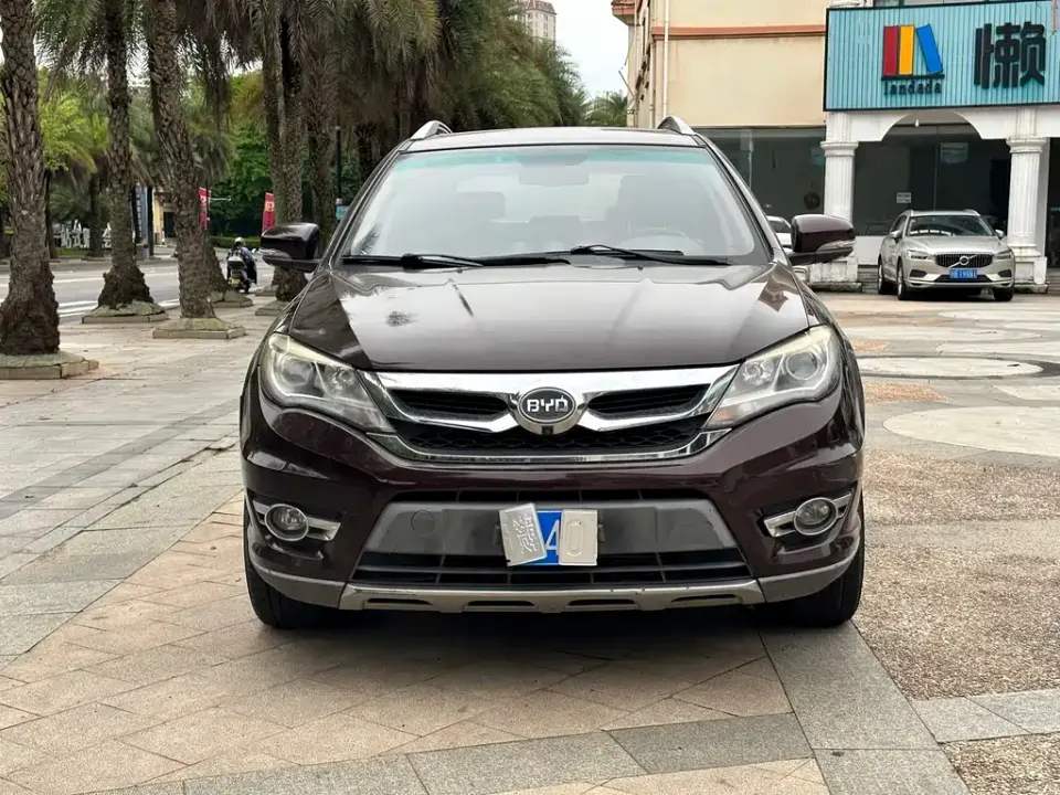 BYD S7