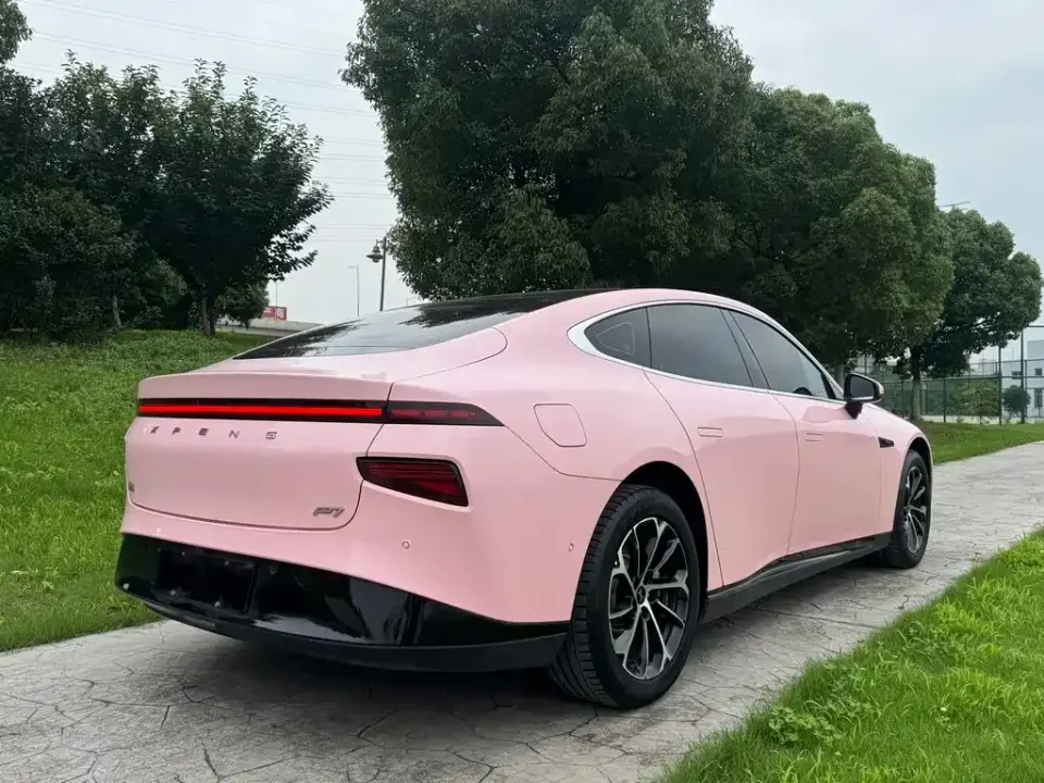 Xpeng P7