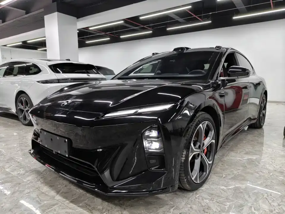 Nio ET5
