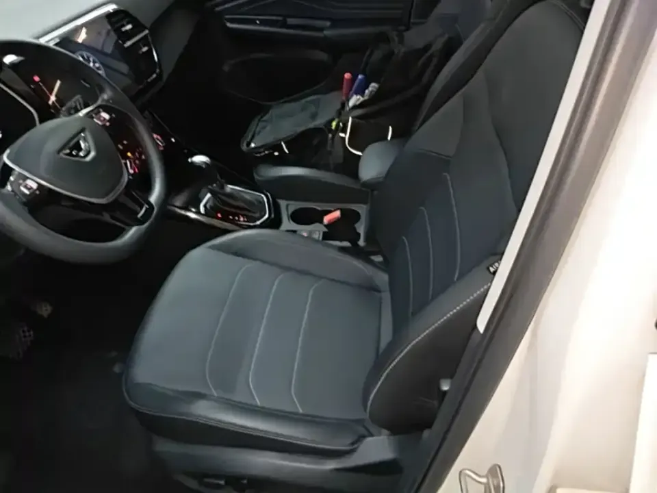Jetta VS7