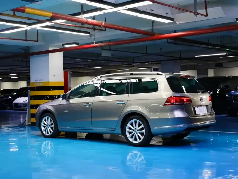 Volkswagen Magotan (Import)