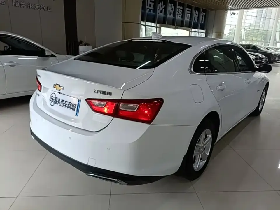 Chevrolet Malibu XL