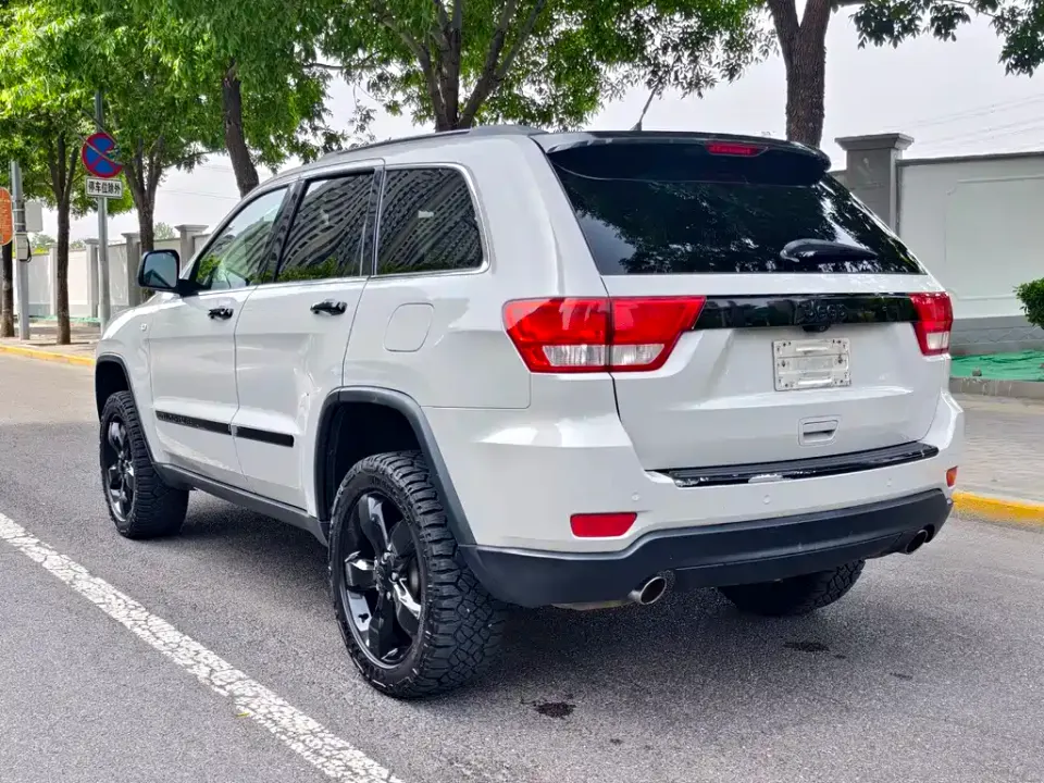 Jeep Grand Cherokee (Import)