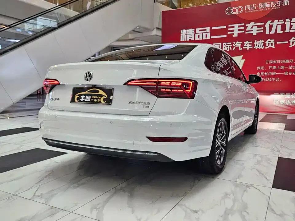 Volkswagen Sagitar