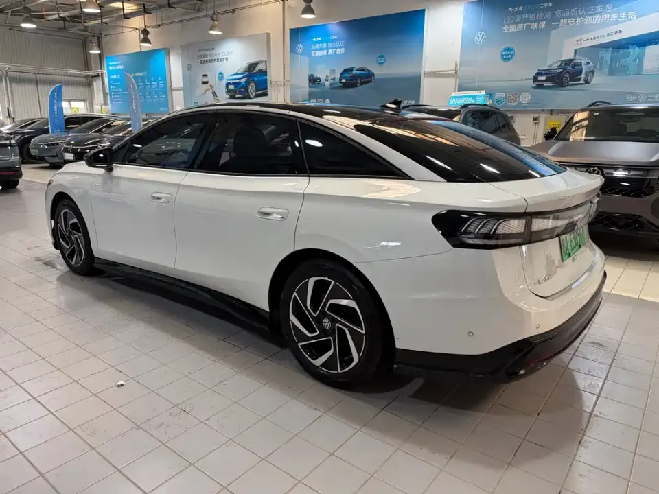 Volkswagen ID.7 VIZZION