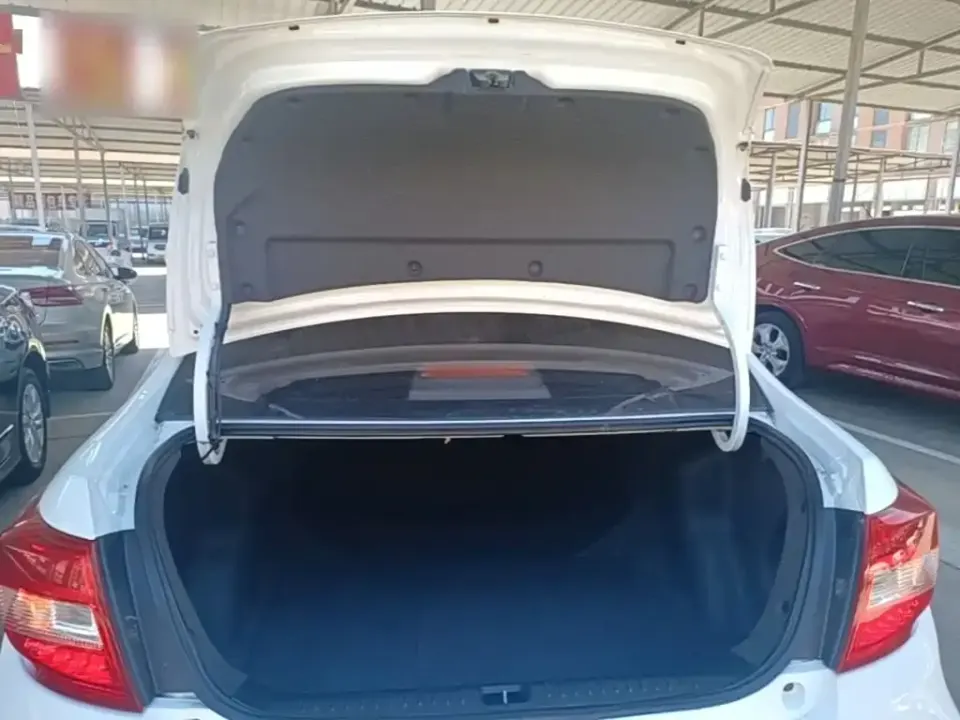 Geely Vision