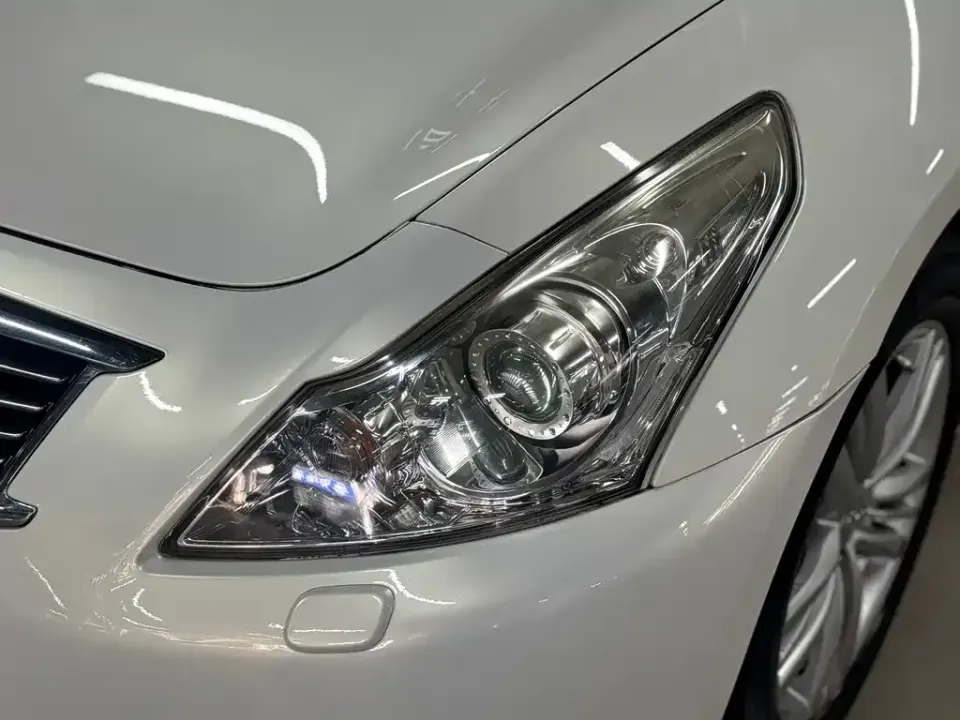 Infiniti G