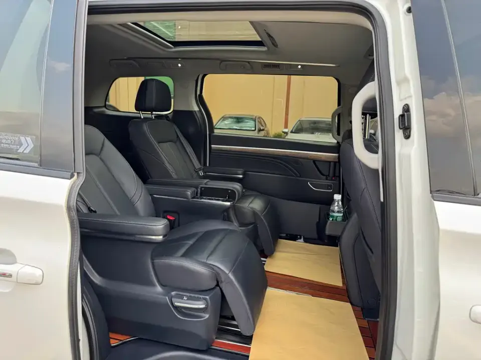 GAC Trumpchi M8