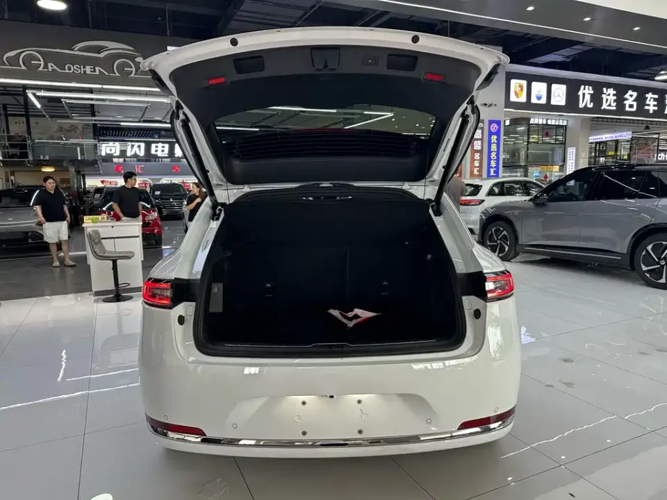AITO AITO M5