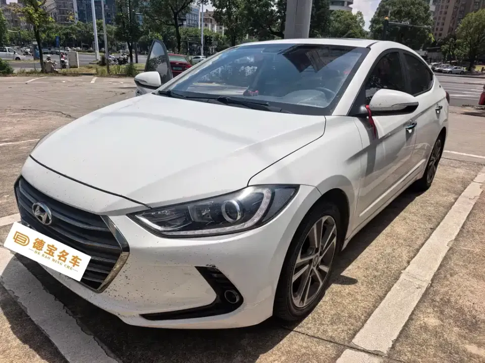 Hyundai Elantra