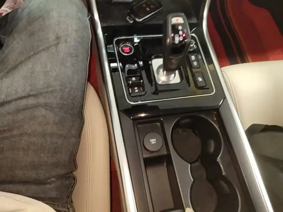 Jaguar XEL