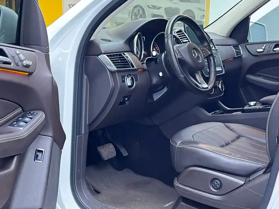 Mercedes-Benz GLE (Import)