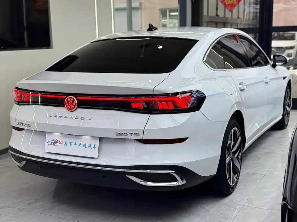 Volkswagen Lamando
