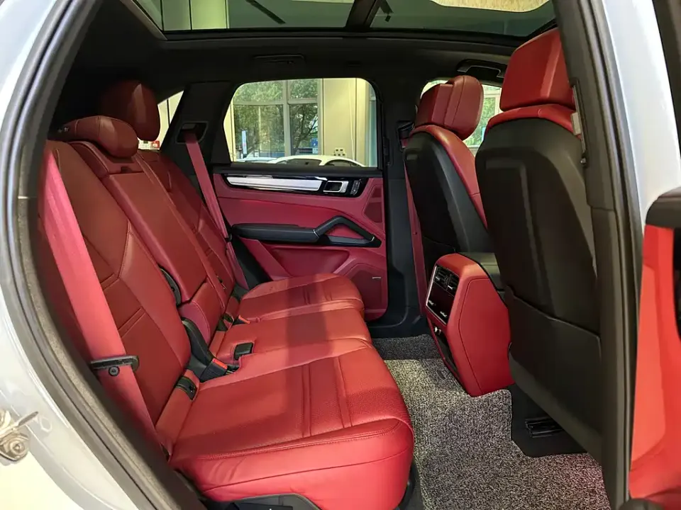 Porsche Cayenne Hybrid