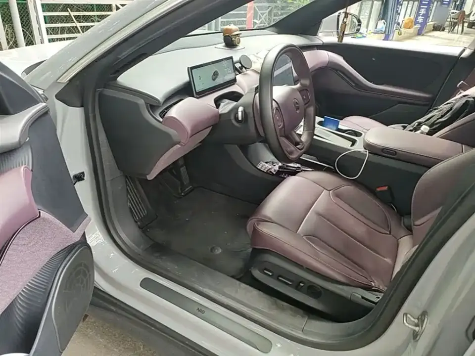 Nio ET5T